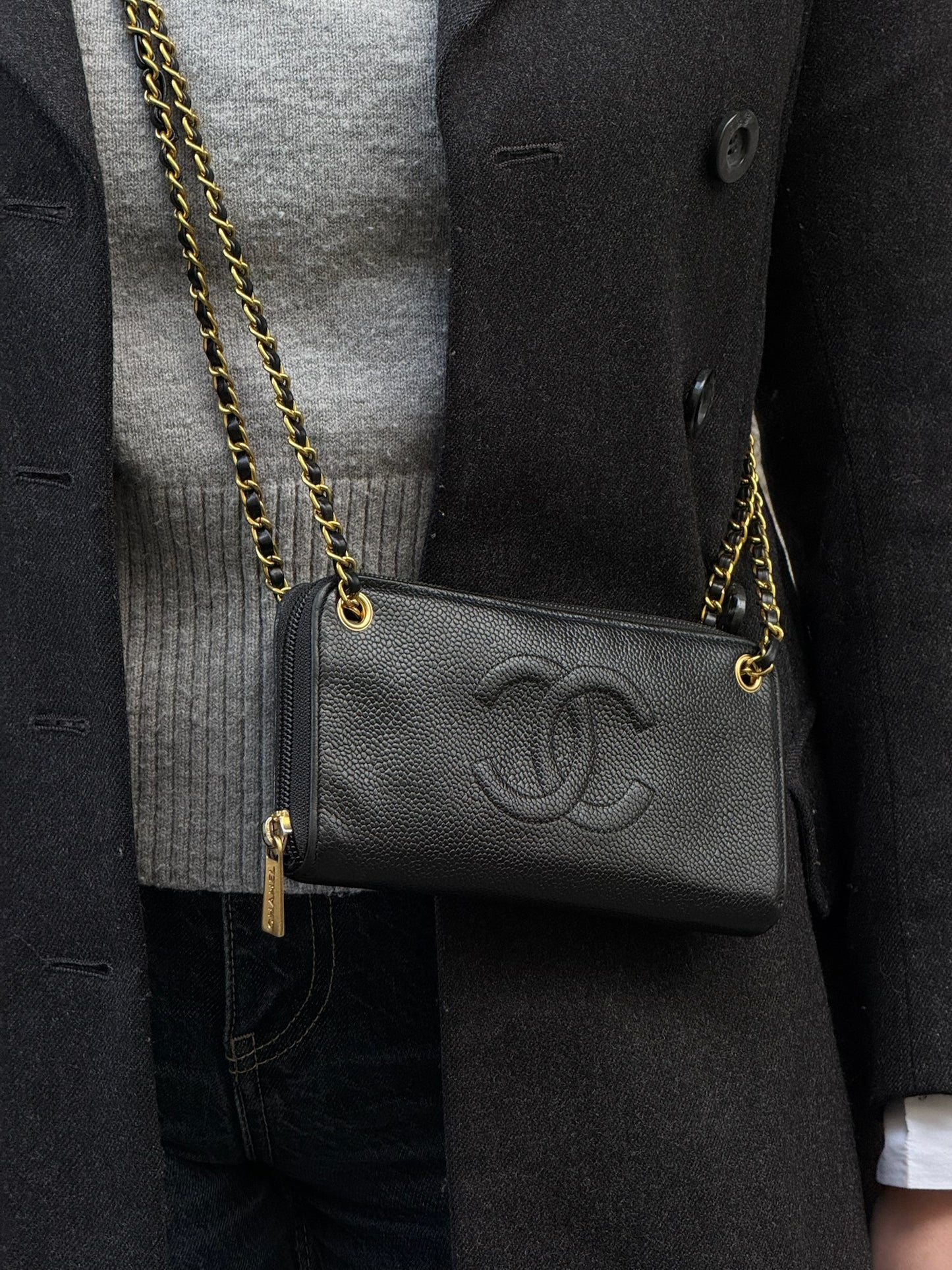 Chanel Re-Worked Zip Vintage Black Interlocking CC Logo Caviar Wallet with Chain