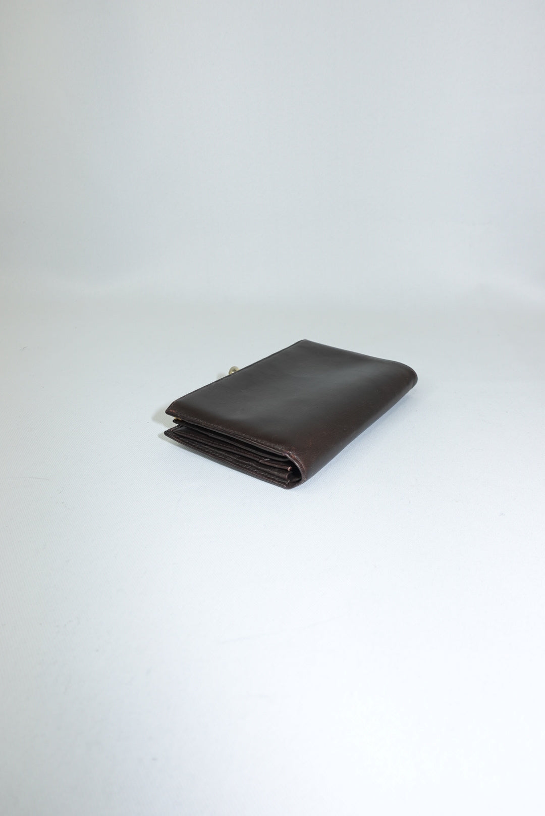 Portafoglio Gucci Vintage Medium in marrone cioccolato con logo GG color oro