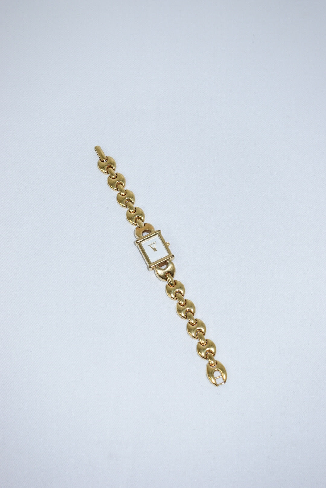 Gucci Vintage Horsebit Gold Toned Watch 1800L