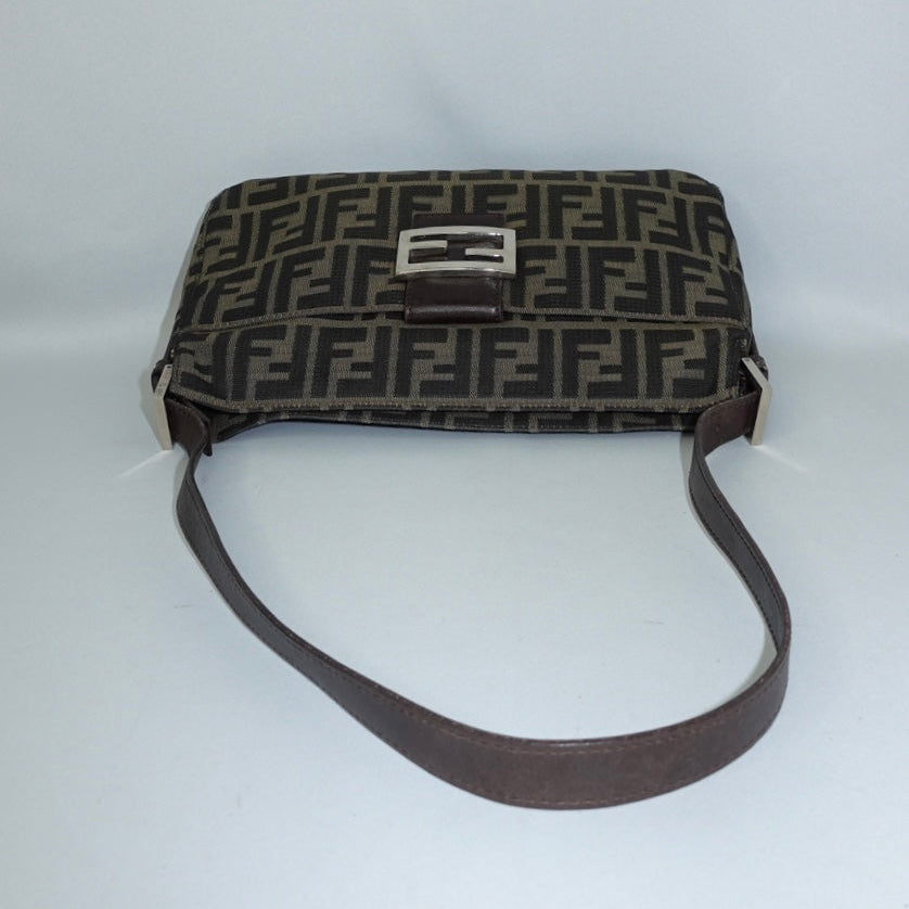 Fendi Baguette Tote Zucca