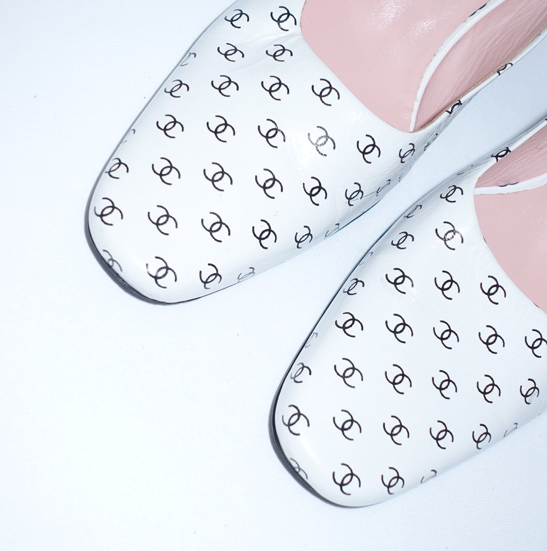 Chanel White Mule Heels With Mini Logos 38