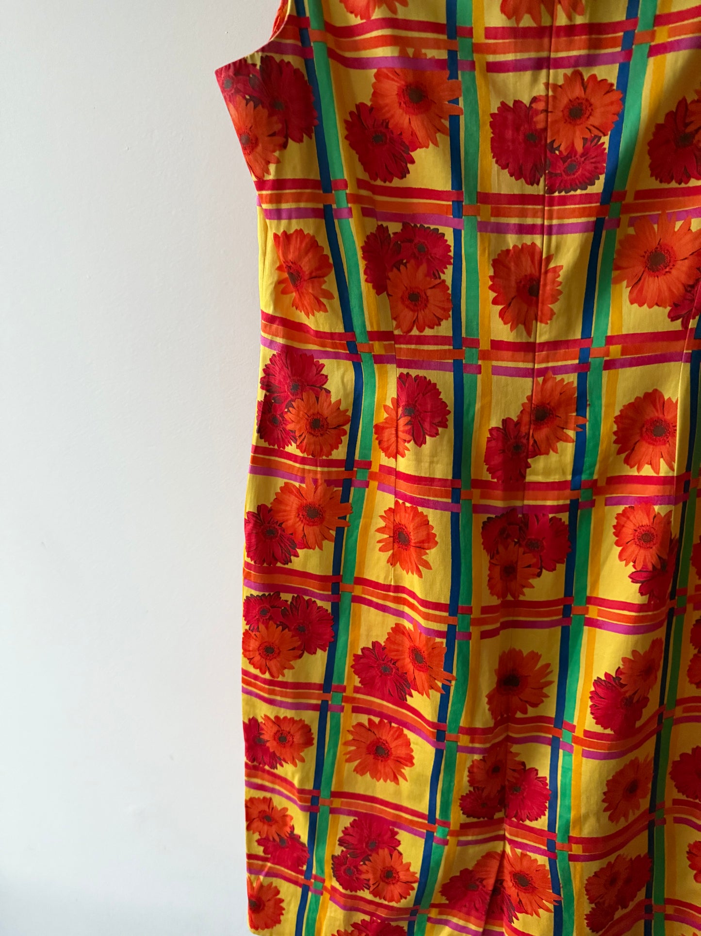 064. Escada Vintage Daisy Pattern Dress
