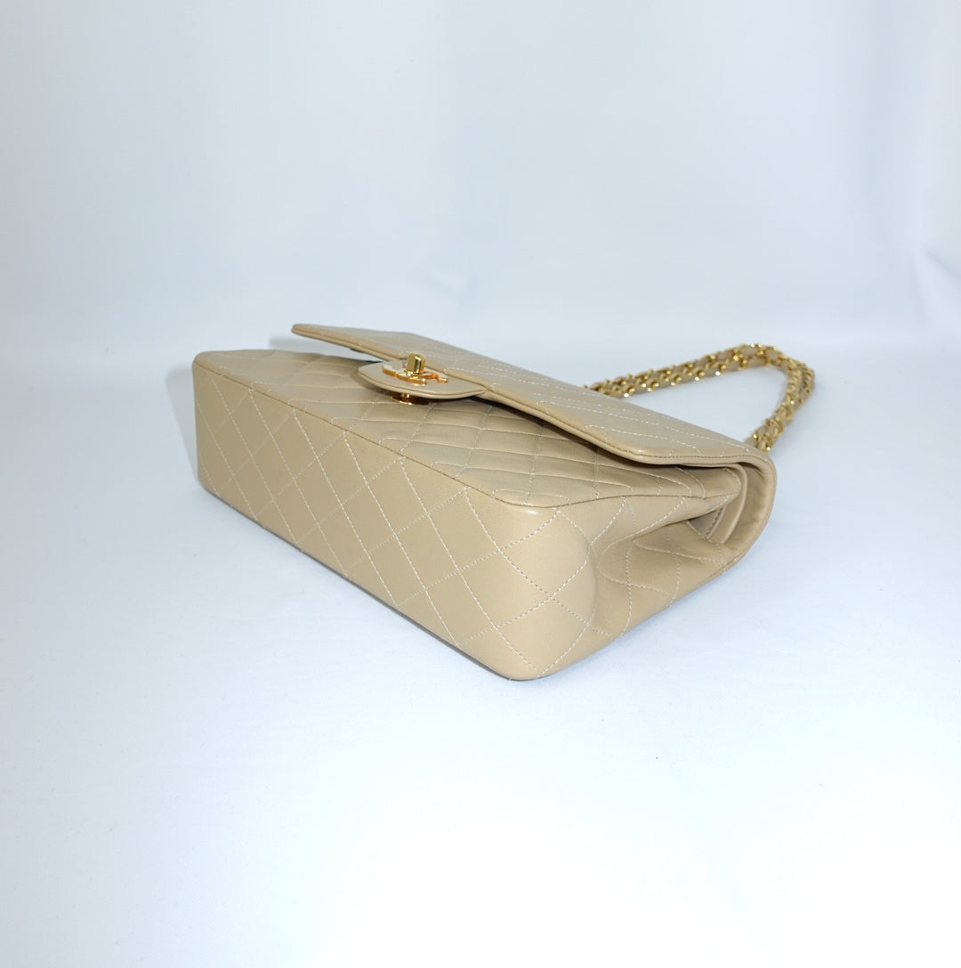 Chanel Timeless 25 Beige