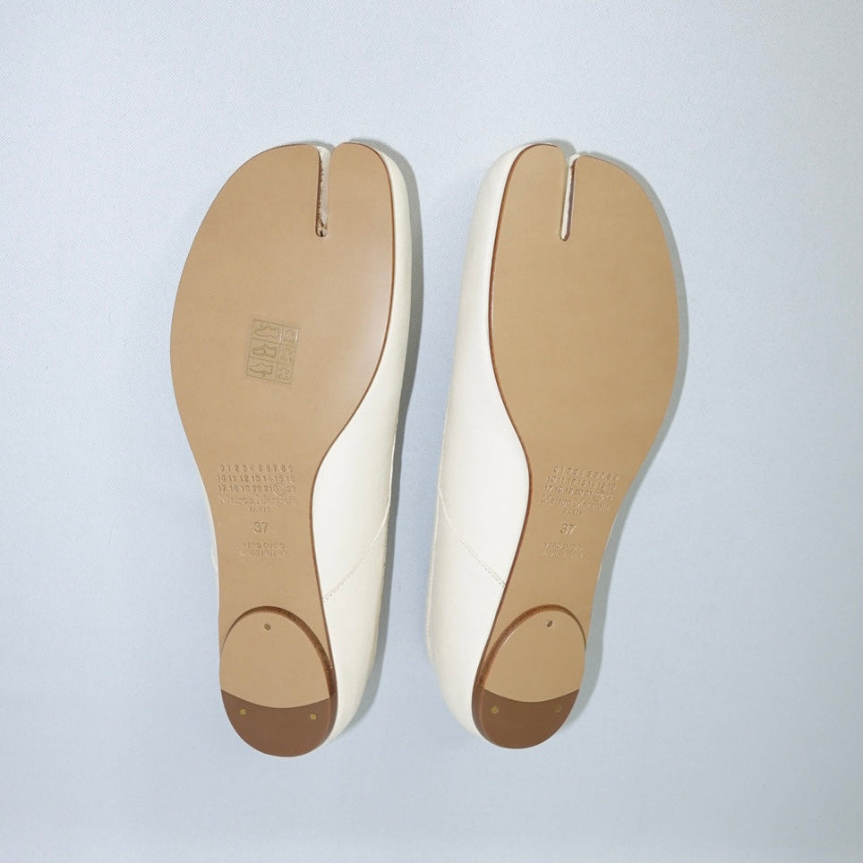 Maison Margiela Cream Leather Tabi Flats