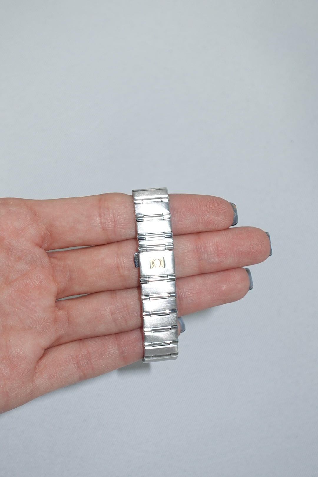 Orologio vintage Omega Constellation Mini Quarz color argento