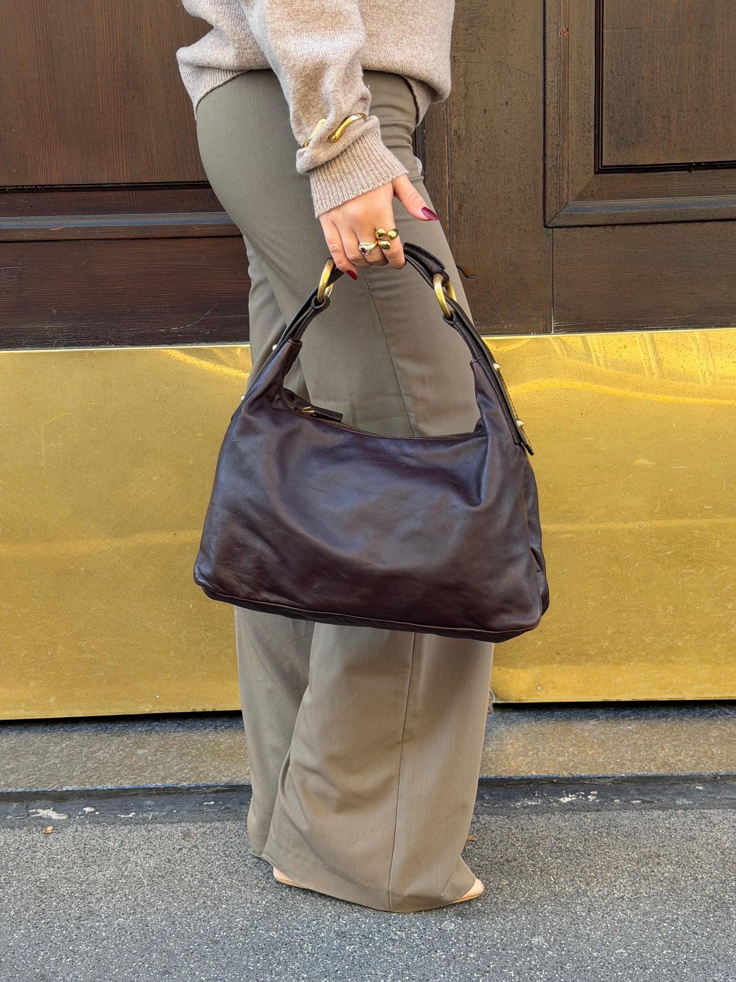 Gucci vintage Horsebit hobo bag in chocolate brown leather with signature hardware