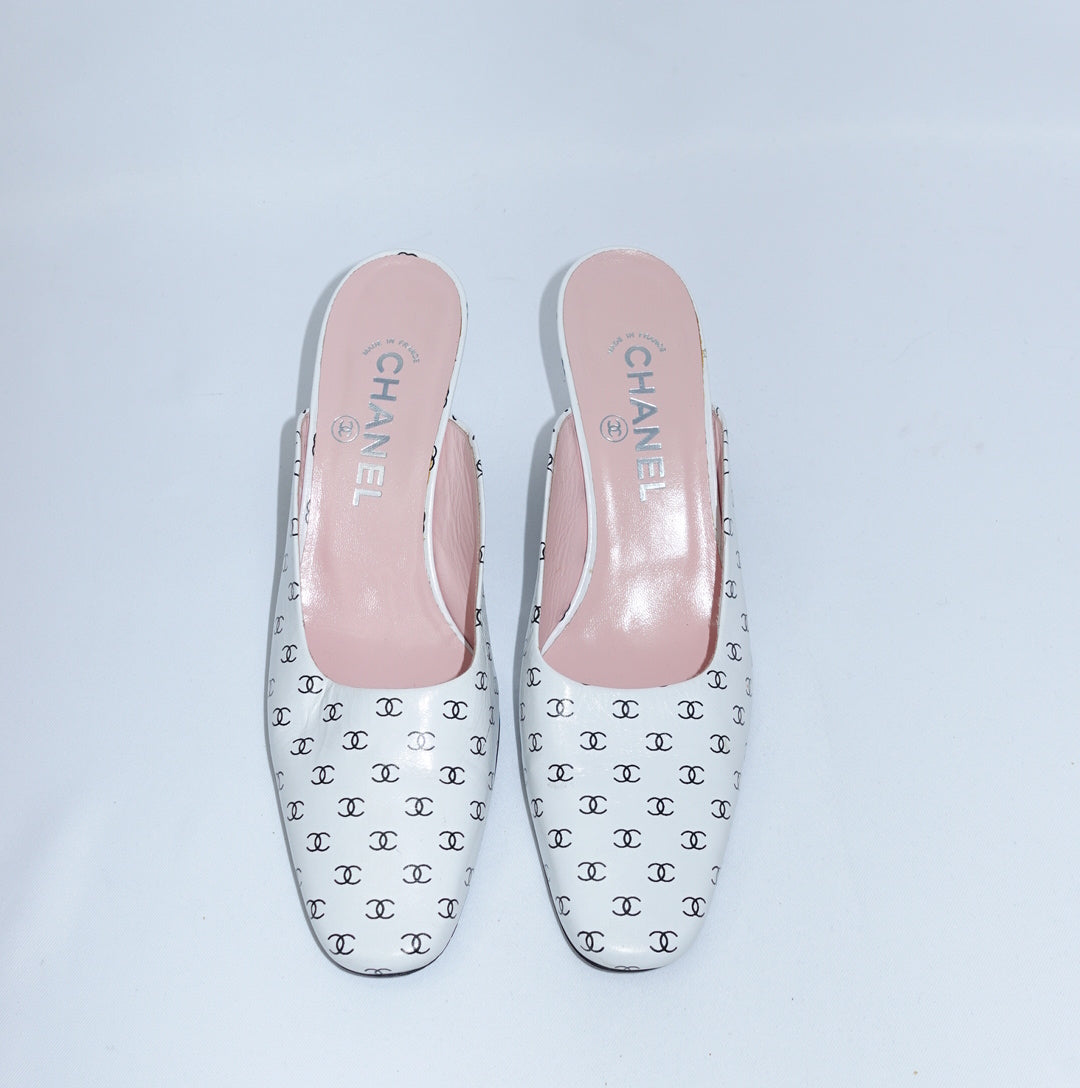 Chanel White Mule Heels With Mini Logos 38