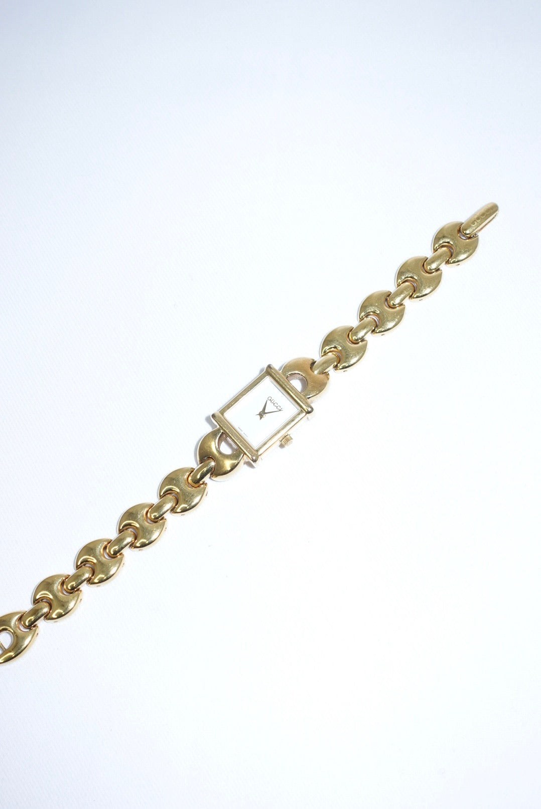 Gucci Vintage Horsebit Gold Toned Watch 1800L