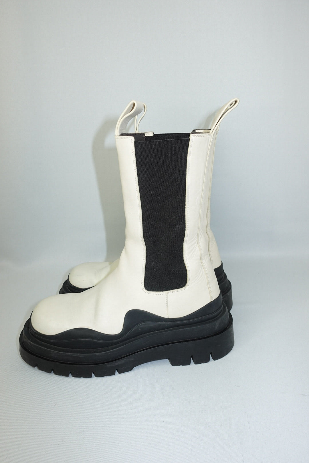 Bottega Veneta Platform Cream Boots 37