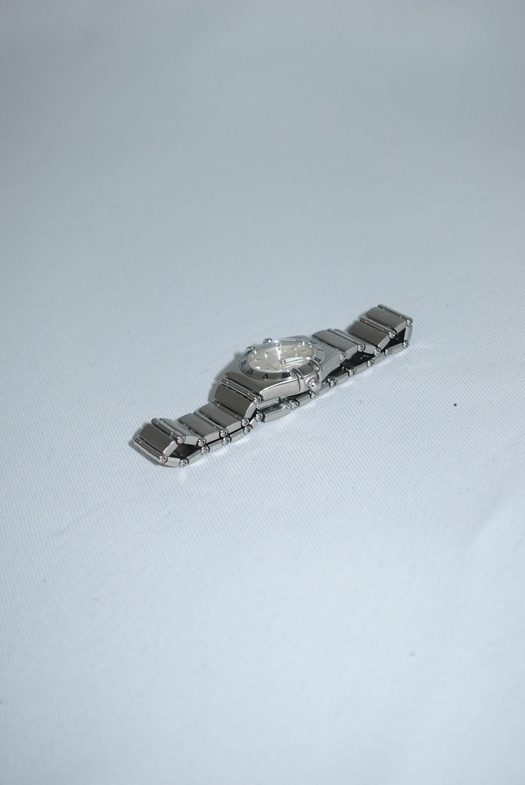 Orologio vintage Omega Constellation Mini Quarz color argento