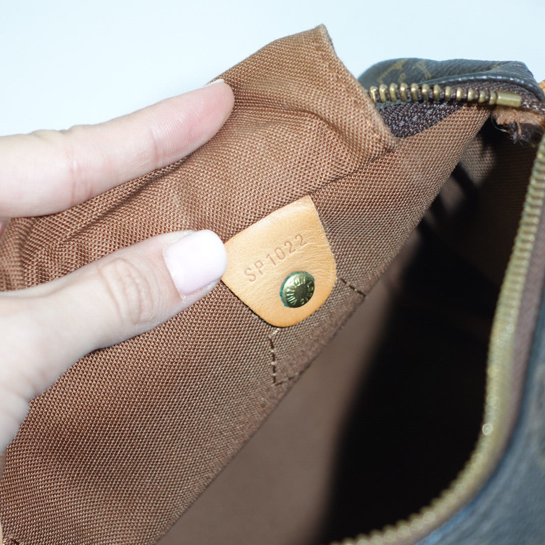 Louis Vuitton Speedy 25 Monogram Bag