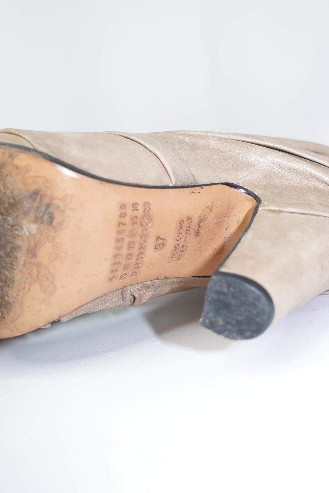 Margiela Draped  Knee-High Round Toe Beige Leather Boots