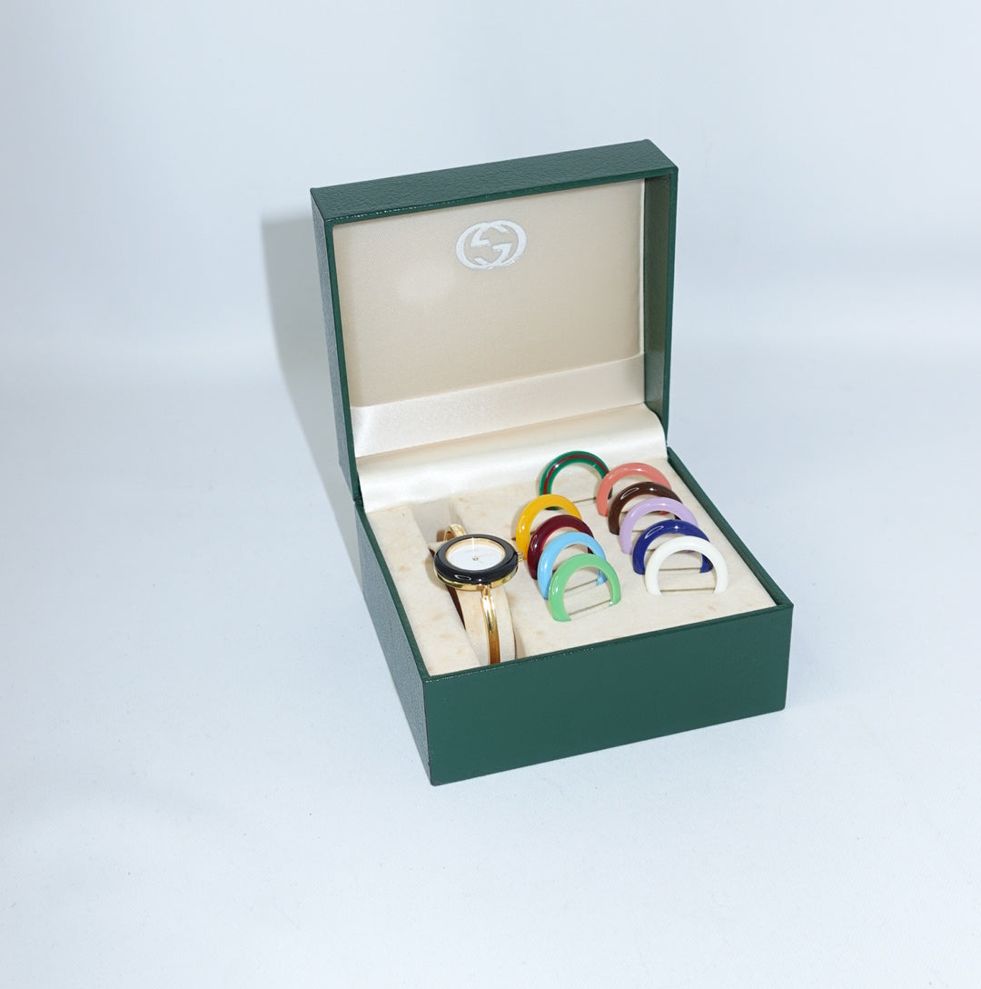 gucci-bezel-gold-watch-interchangeable-colored-bezels