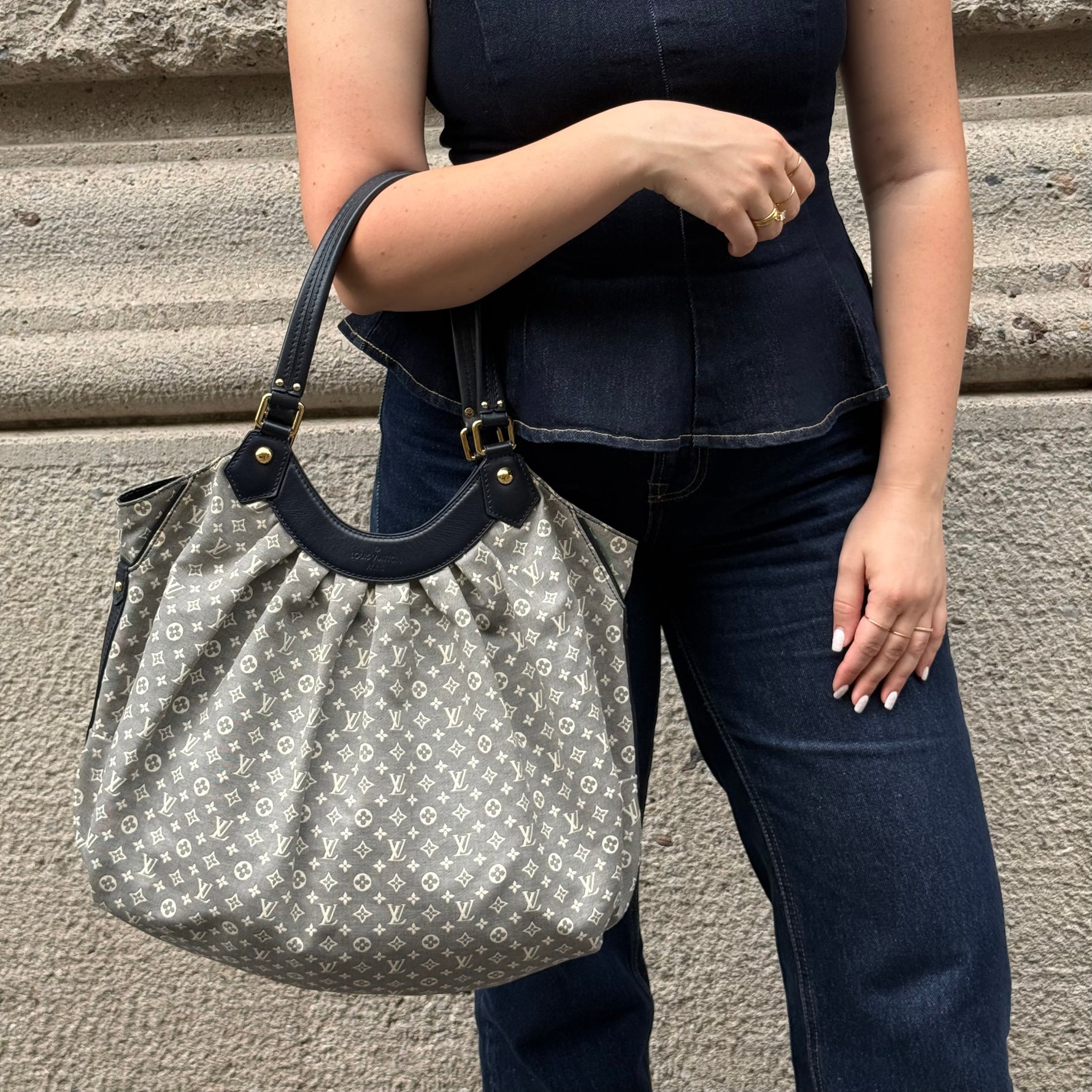 Louis Vuitton MM Idylle Hobo Bag worn view showing size and fit