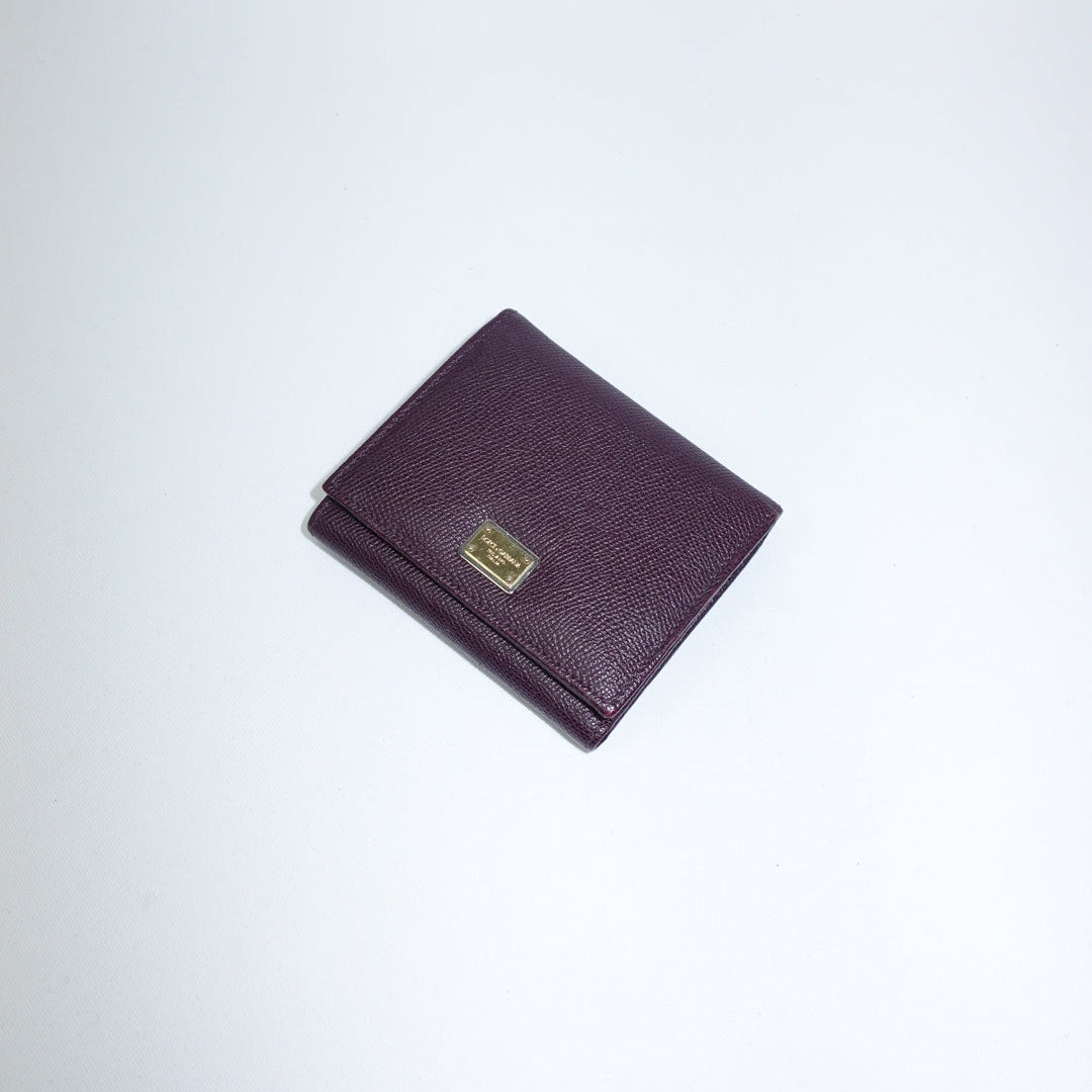 Dolce gabbana small plum wallet front